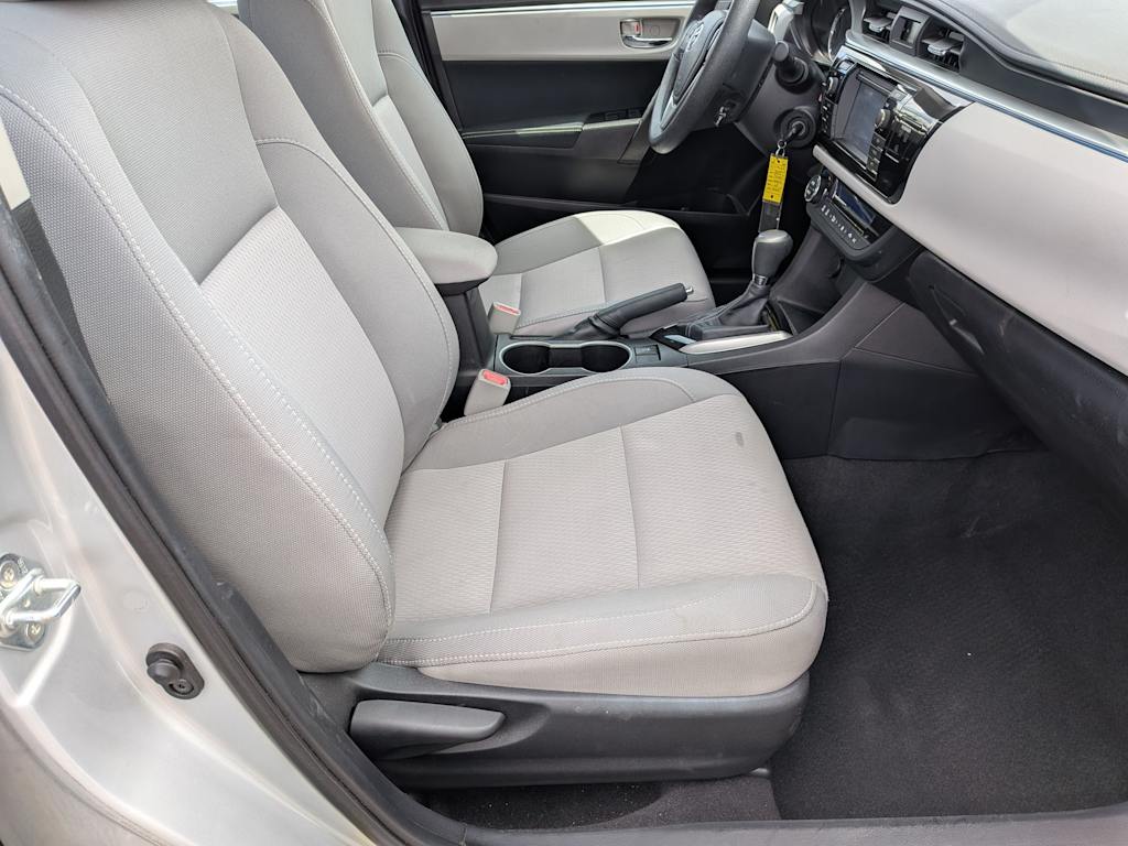 Thumbnail: 2015 Toyota Corolla - 11