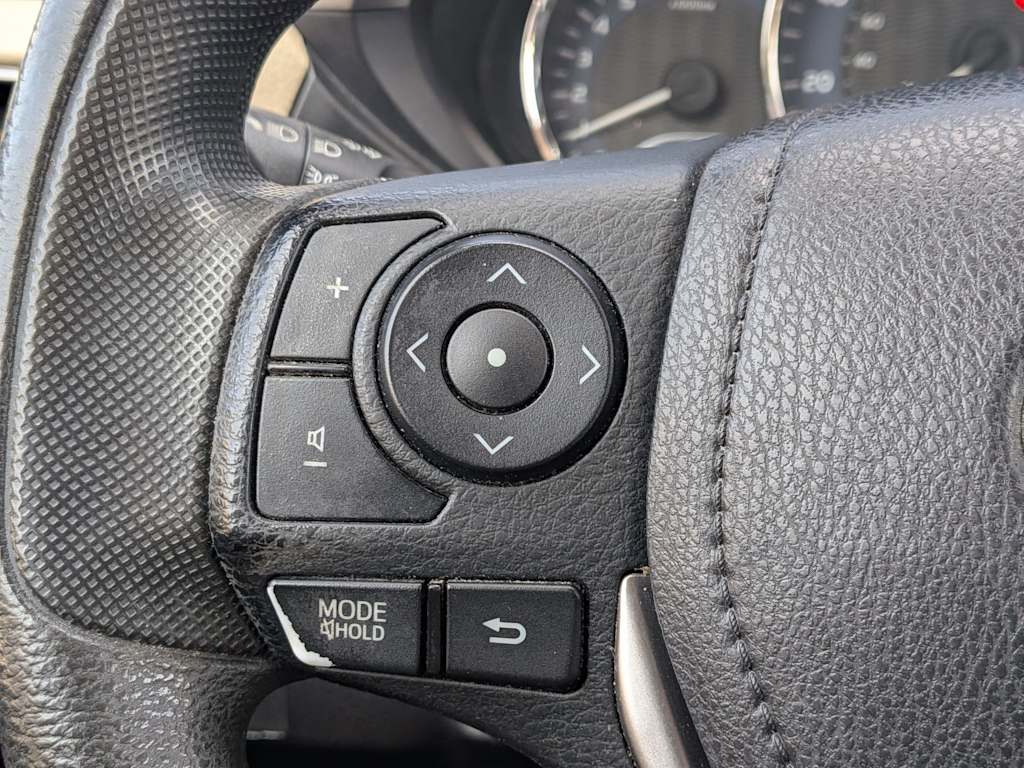 Thumbnail: 2014 Toyota Corolla - 27