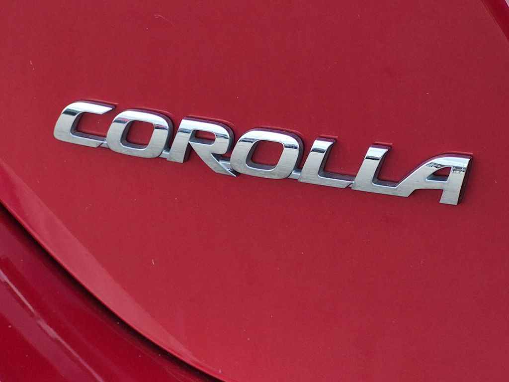 Thumbnail: 2017 Toyota Corolla - 6