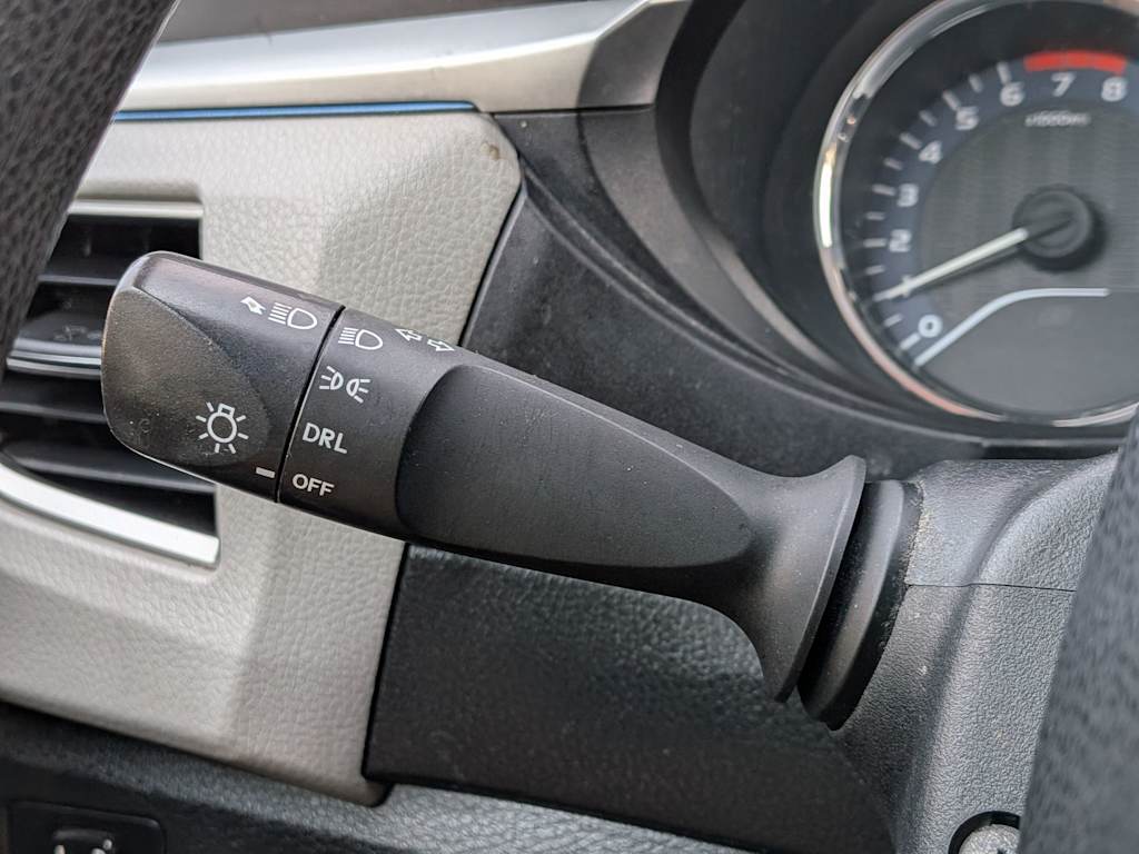 Thumbnail: 2014 Toyota Corolla - 30