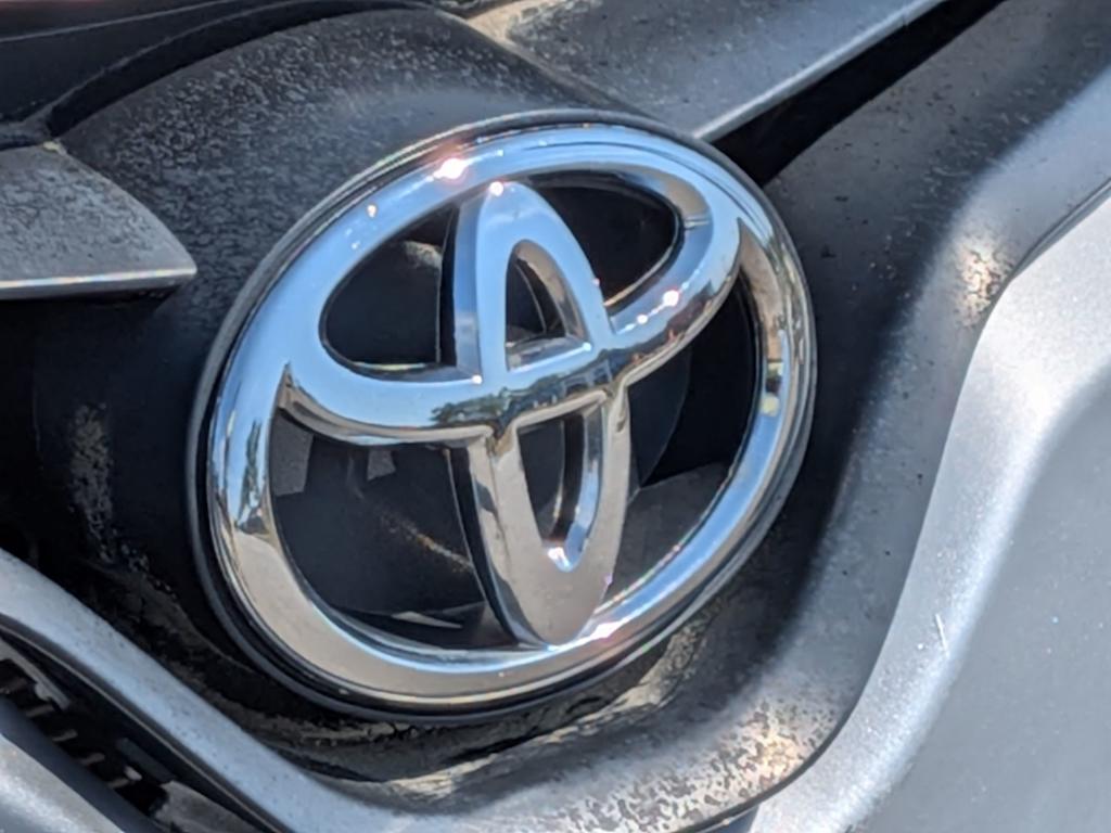 Thumbnail: 2014 Toyota Corolla - 25
