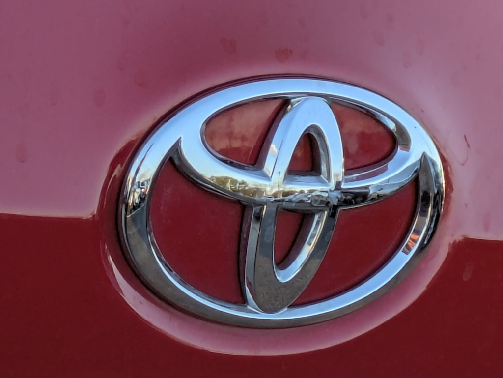 Thumbnail: 2017 Toyota Corolla - 7