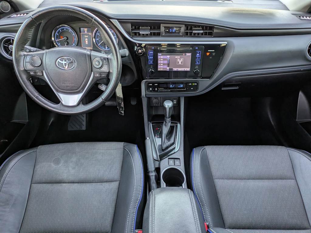 Thumbnail: 2017 Toyota Corolla - 9