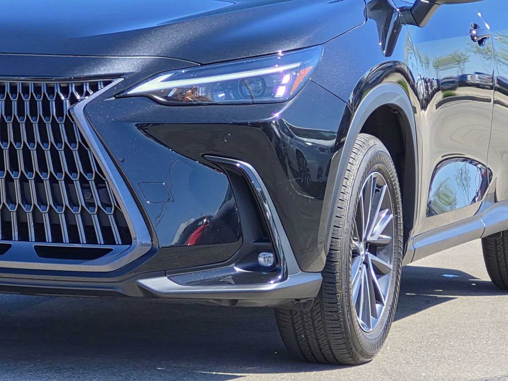 Thumbnail: 2024 Lexus ES - 29