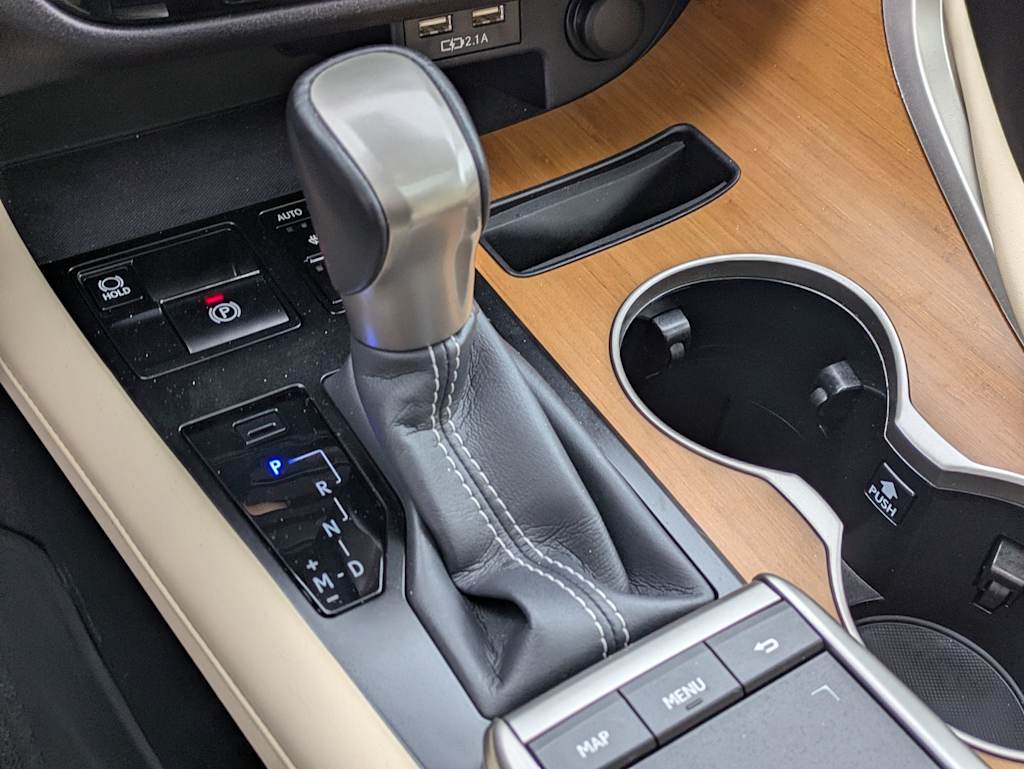 Thumbnail: 2022 Lexus RX - 16