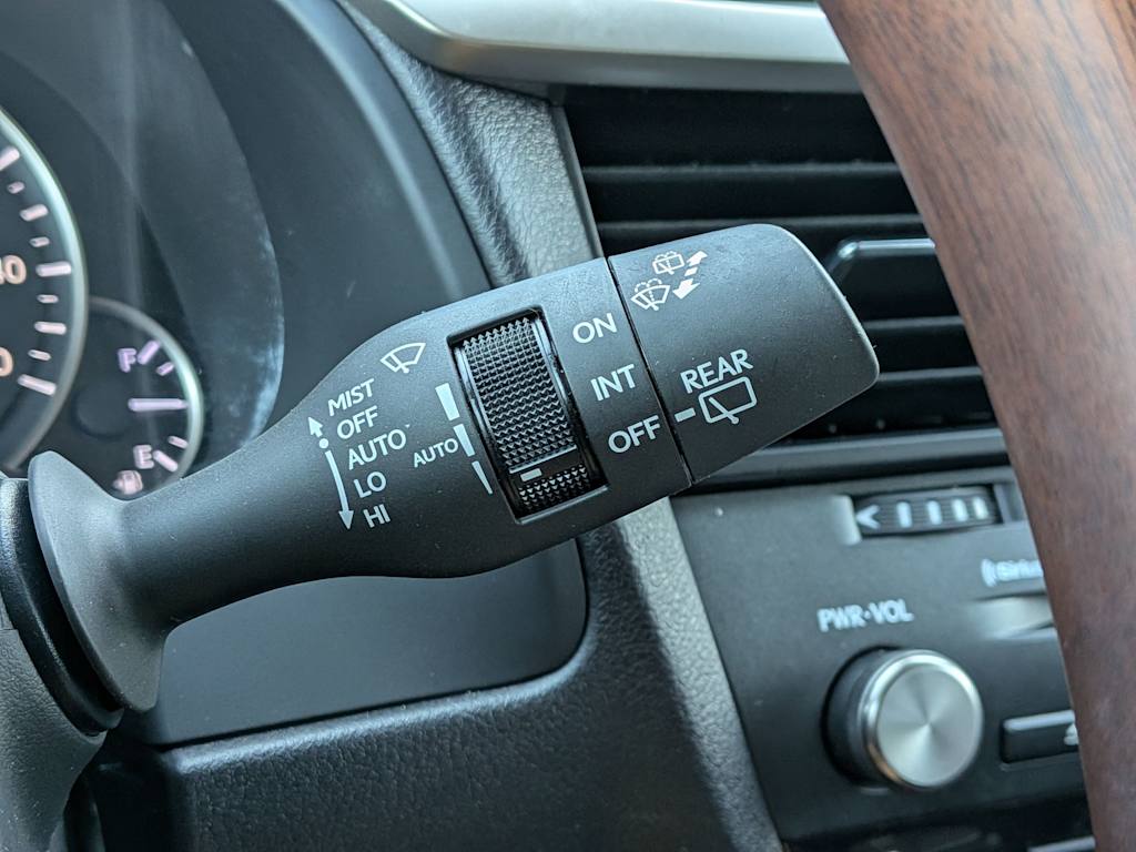 Thumbnail: 2021 Lexus RX - 32