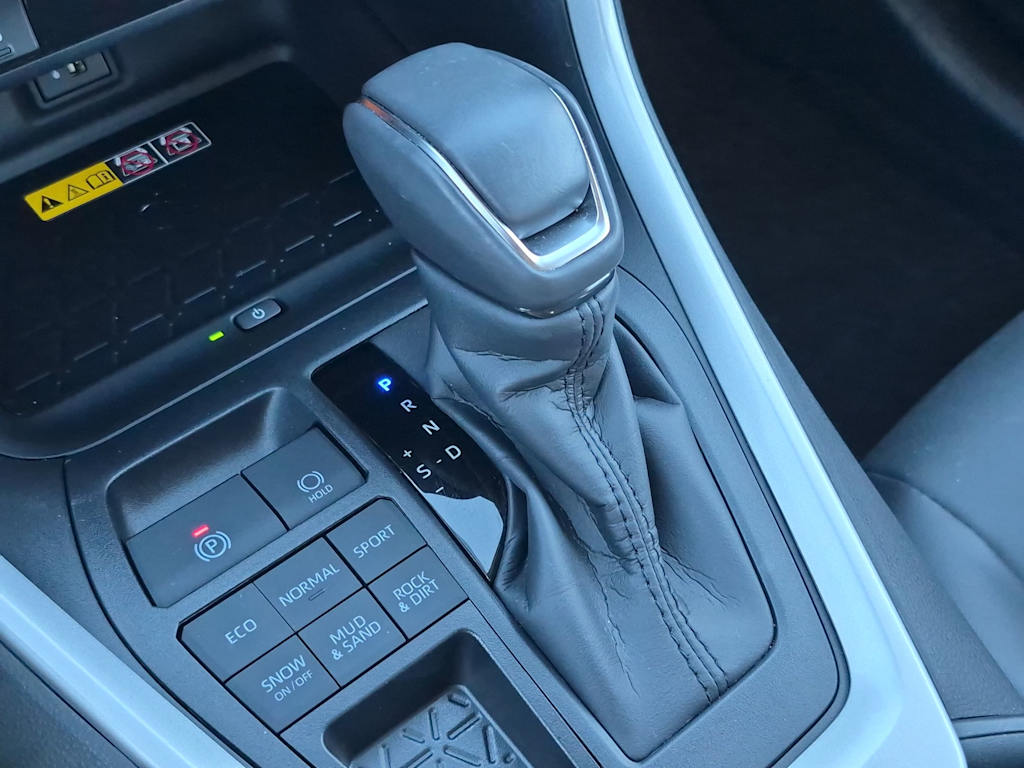 Thumbnail: 2025 Toyota RAV4 - 14