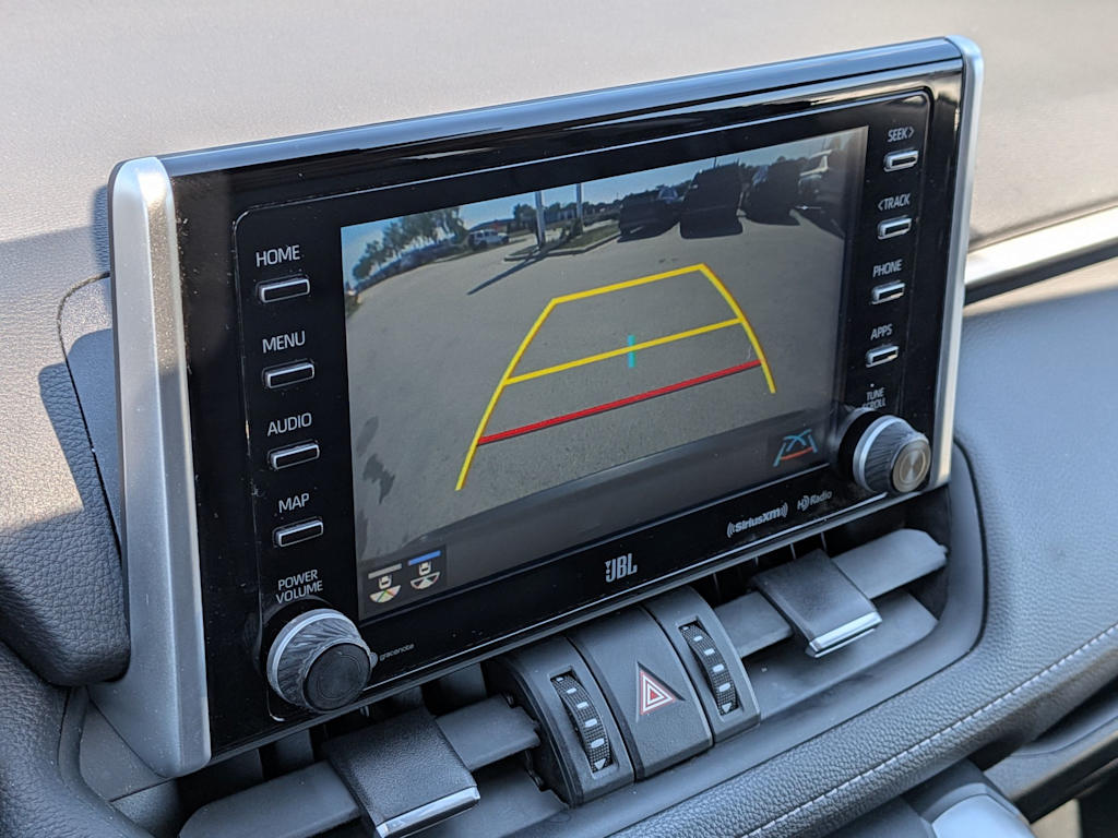 Thumbnail: 2021 Toyota RAV4 - 33