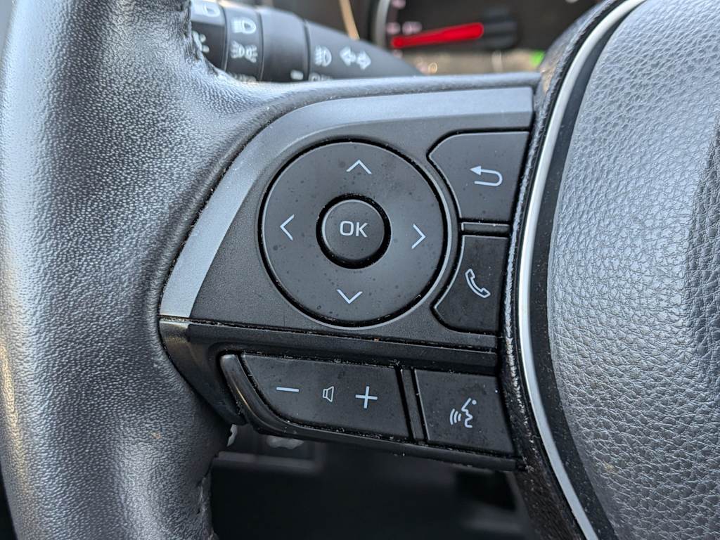 Thumbnail: 2021 Toyota RAV4 - 29