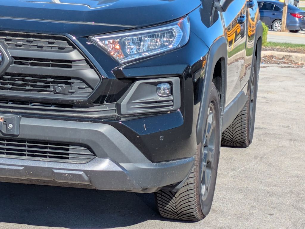 Thumbnail: 2020 Toyota RAV4 - 23