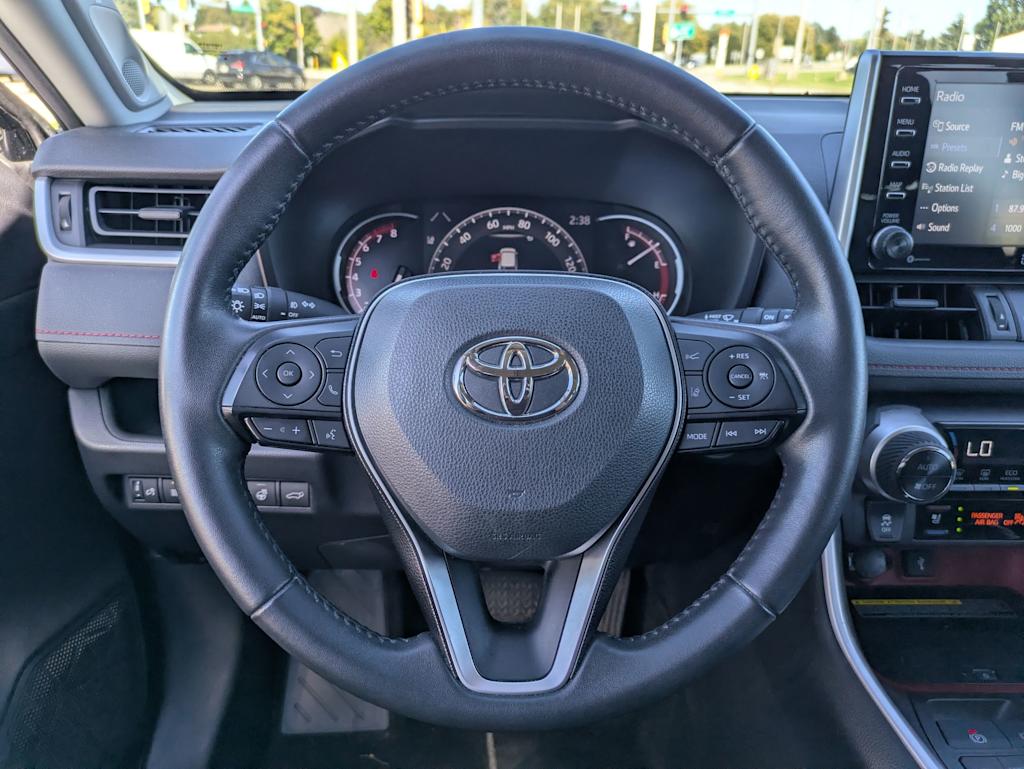 Thumbnail: 2020 Toyota RAV4 - 12