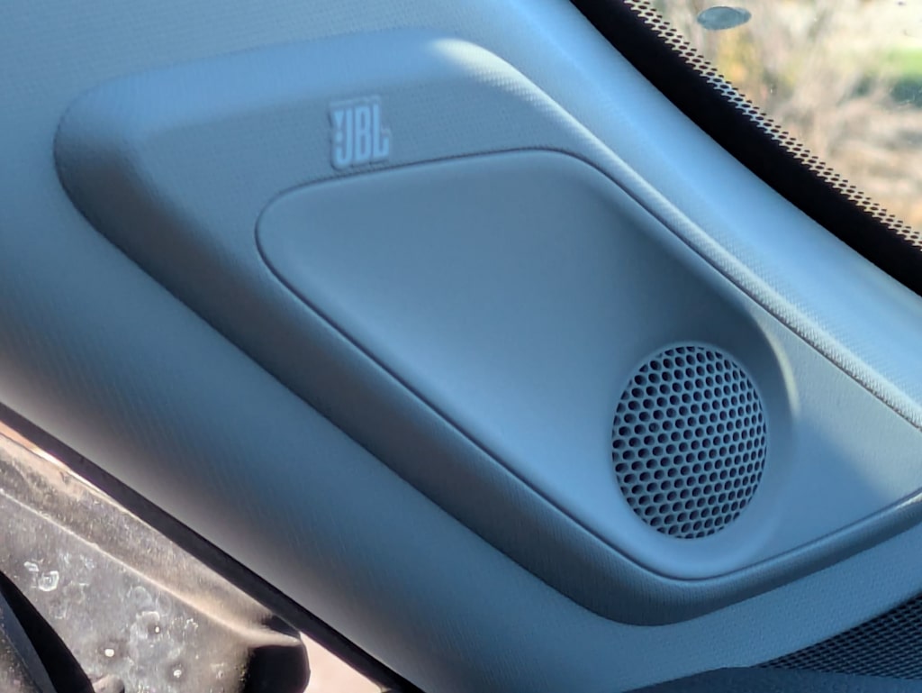 Thumbnail: 2020 Toyota RAV4 - 35