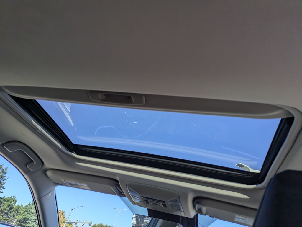 Thumbnail: 2020 Toyota RAV4 - 29