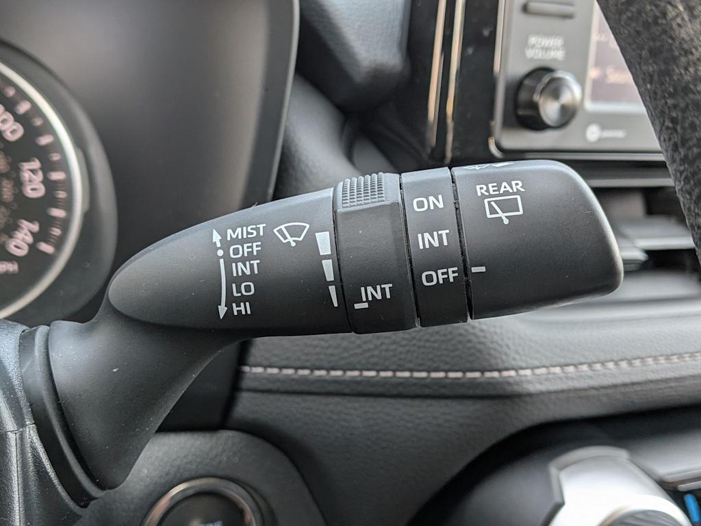 Thumbnail: 2020 Toyota RAV4 - 30