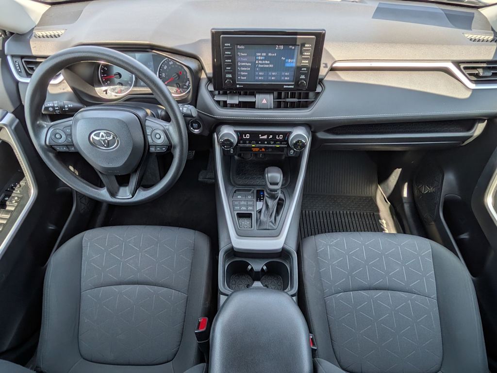 Thumbnail: 2020 Toyota RAV4 - 8