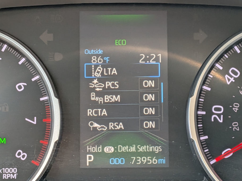 Thumbnail: 2020 Toyota RAV4 - 15