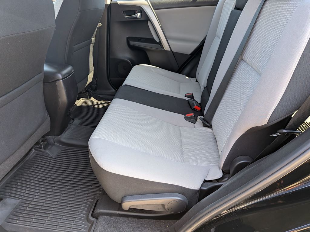 Thumbnail: 2017 Toyota RAV4 - 11