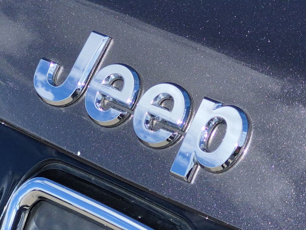 Thumbnail: 2022 Jeep Compass - 25