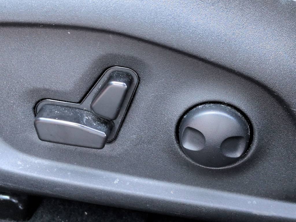 Thumbnail: 2025 Jeep Compass - 26