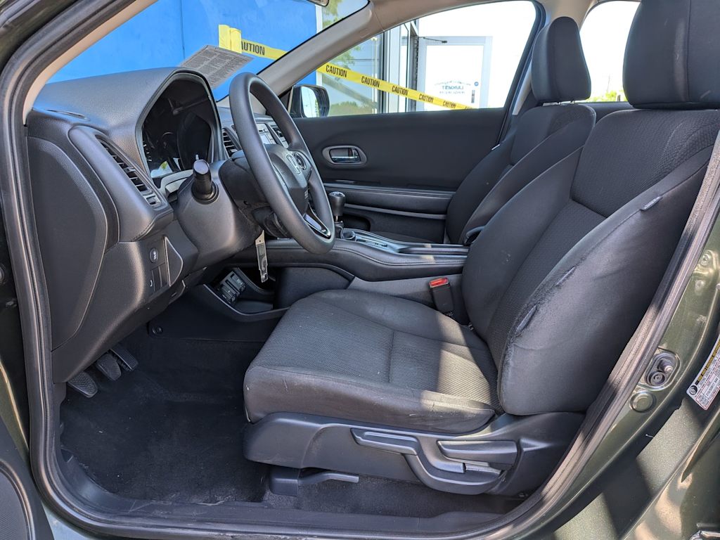 Thumbnail: 2017 Honda HR-V - 9