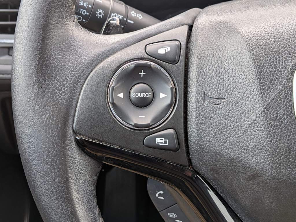 Thumbnail: 2017 Honda HR-V - 21