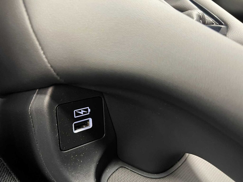 Thumbnail: 2025 Honda HR-V - 25