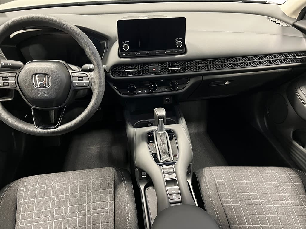 2025 Honda HR-V LX 10