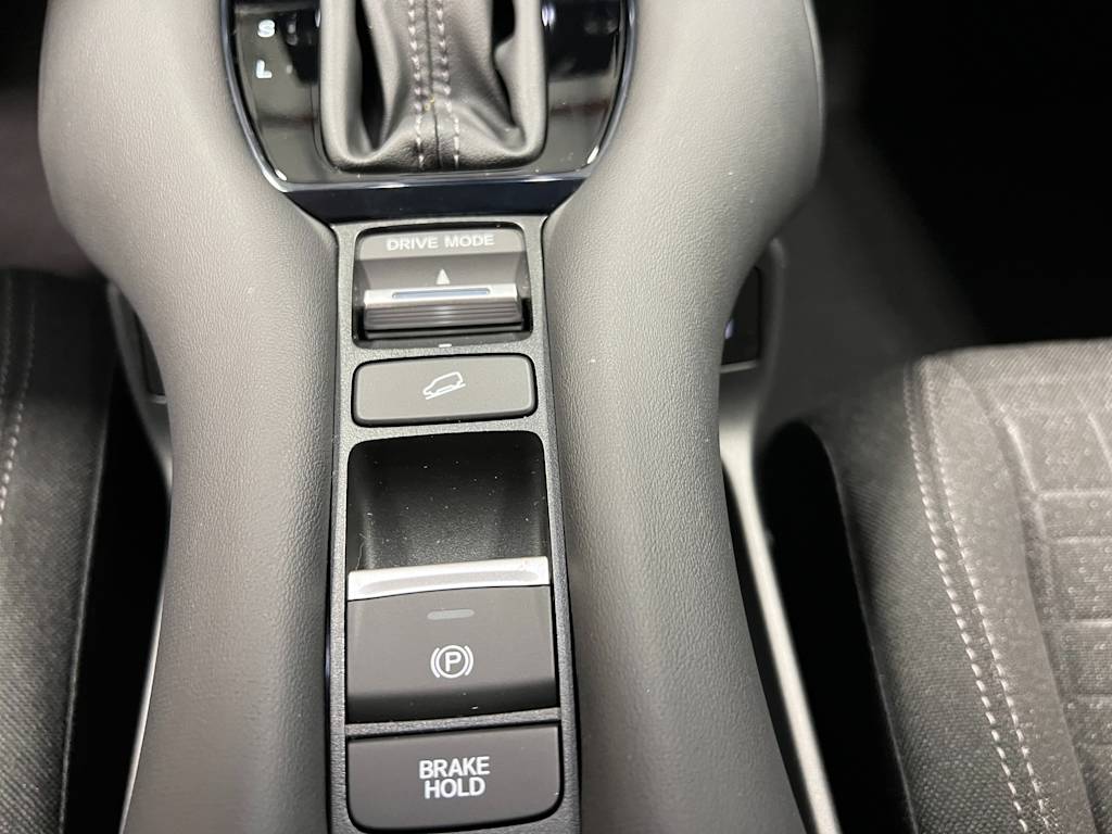 2025 Honda HR-V LX 15