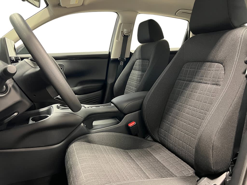 2025 Honda HR-V LX 11