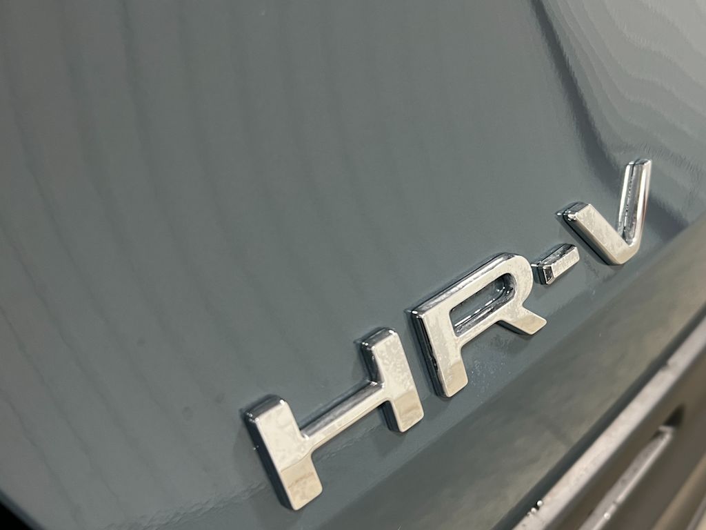 2025 Honda HR-V LX 7