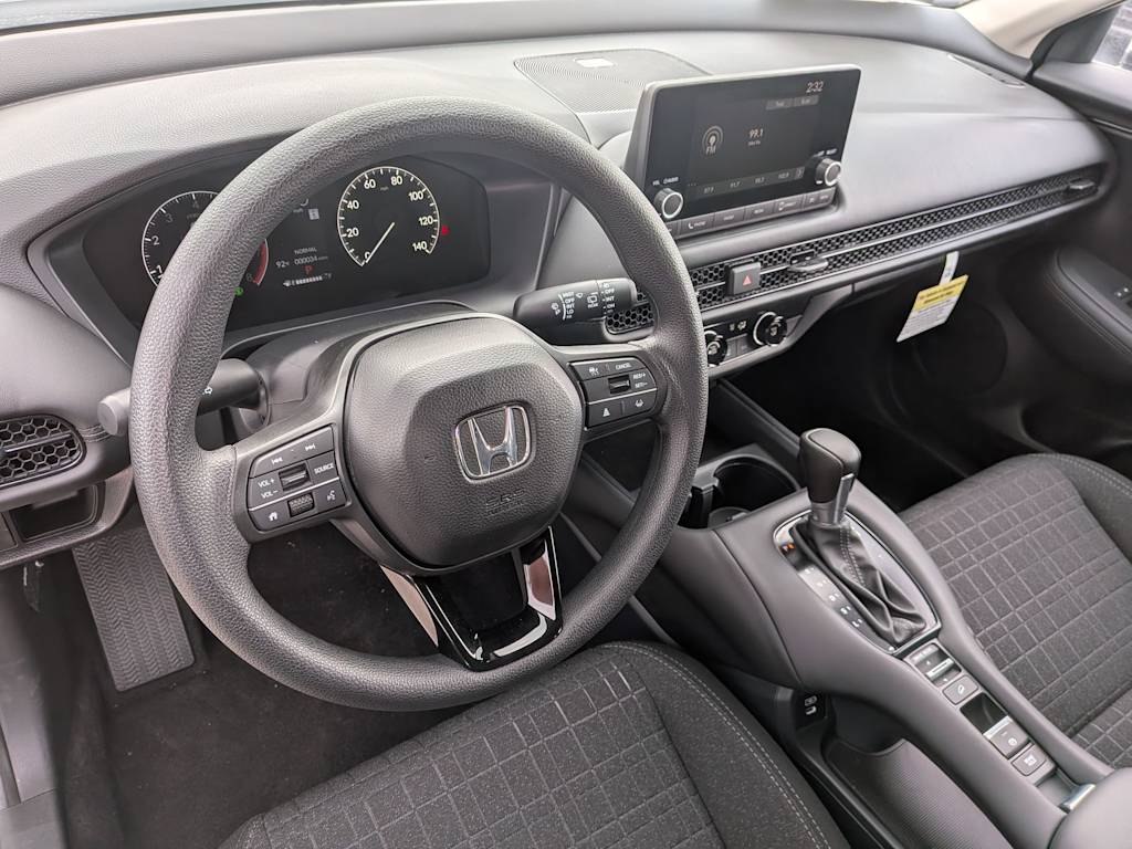 Thumbnail: 2025 Honda HR-V - 2