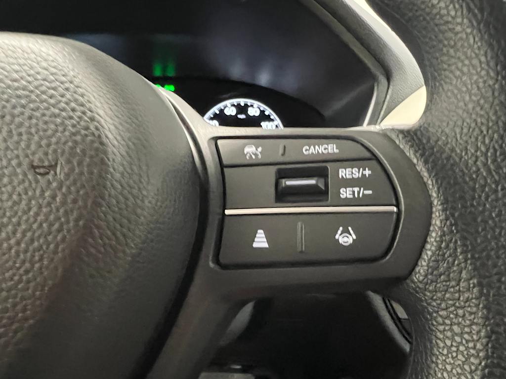 2025 Honda HR-V LX 24
