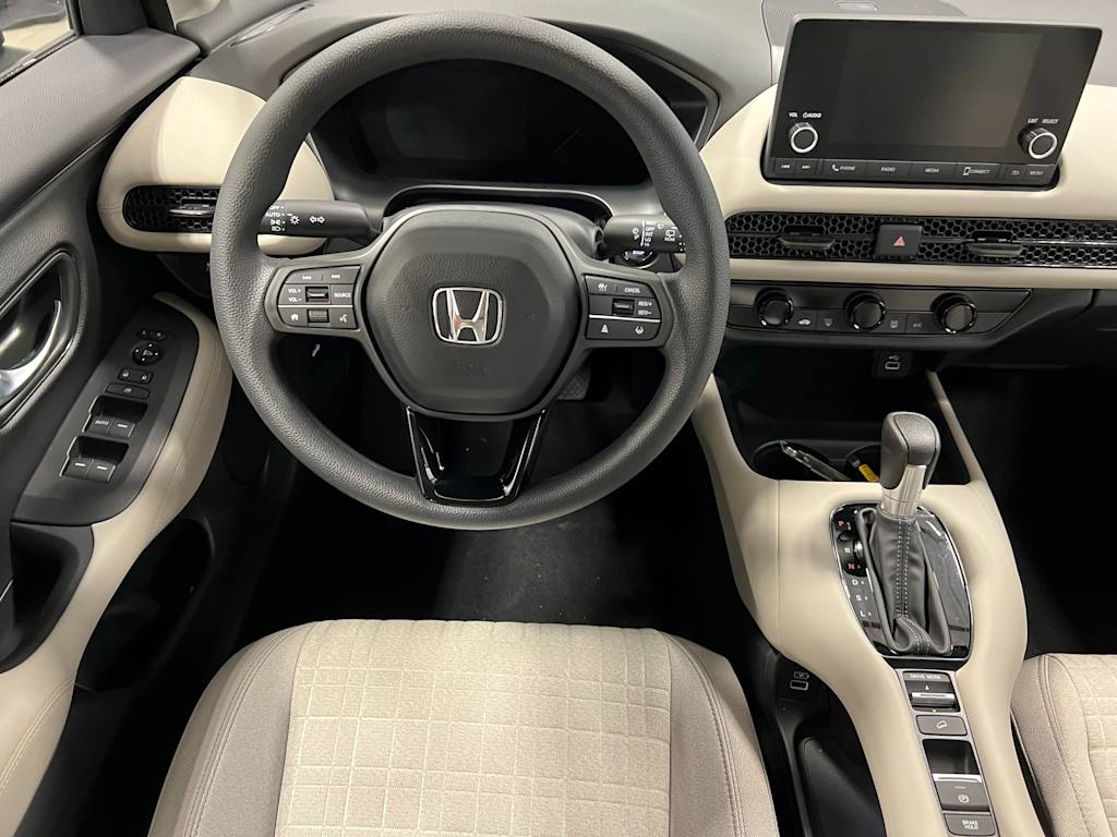 2025 Honda HR-V LX 2