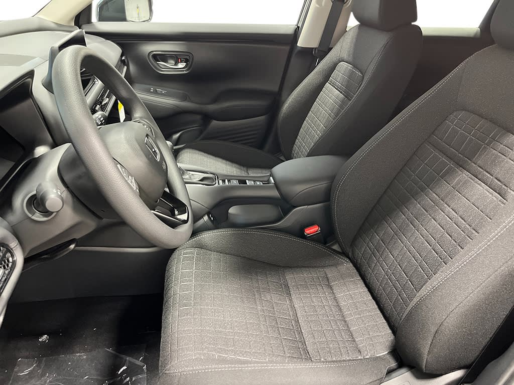 Thumbnail: 2027 Honda HR-V - 11