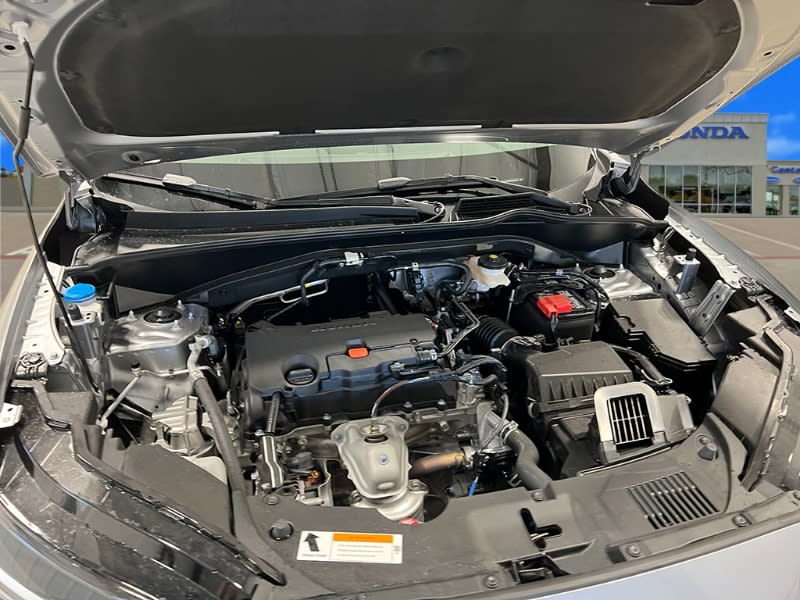 2025 Honda HR-V LX 9
