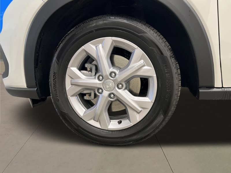 2025 Honda HR-V LX 8