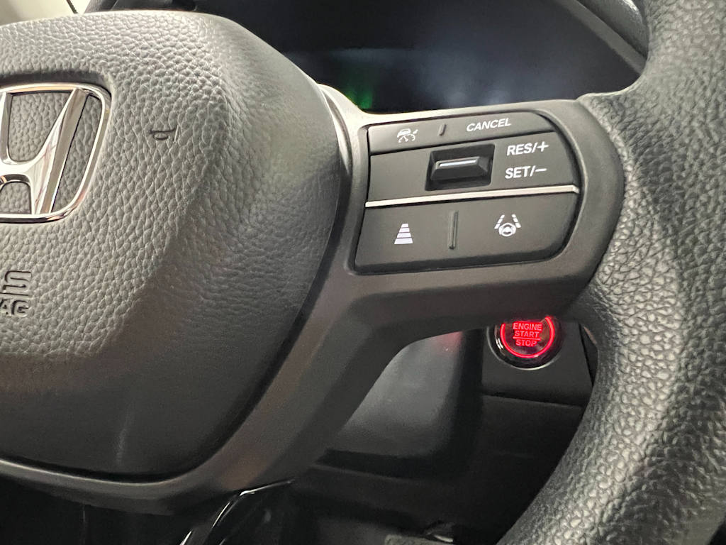2025 Honda HR-V LX 24