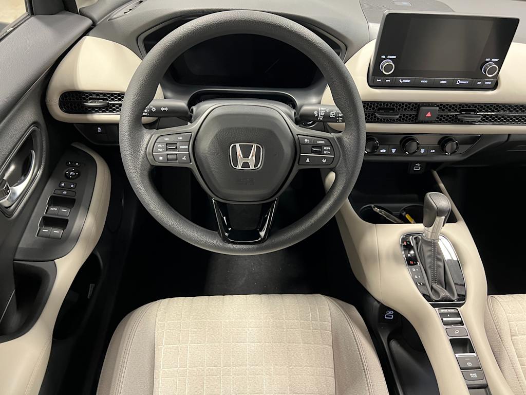 2025 Honda HR-V LX 2