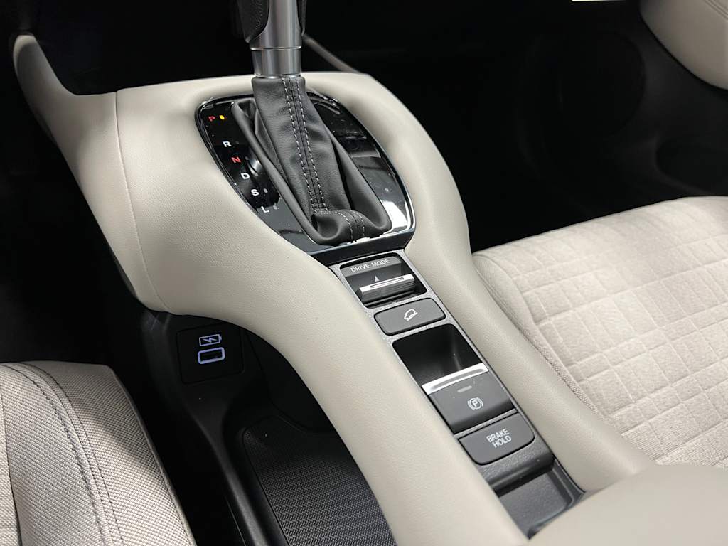 2025 Honda HR-V LX 14
