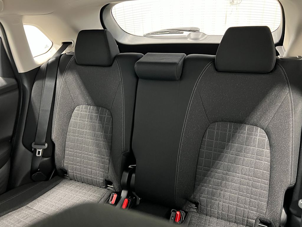 2025 Honda HR-V LX 12