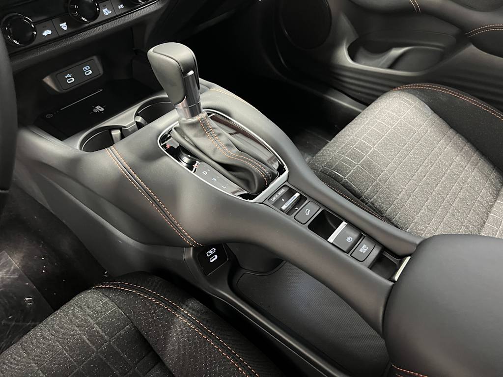 Thumbnail: 2026 Honda HR-V - 15