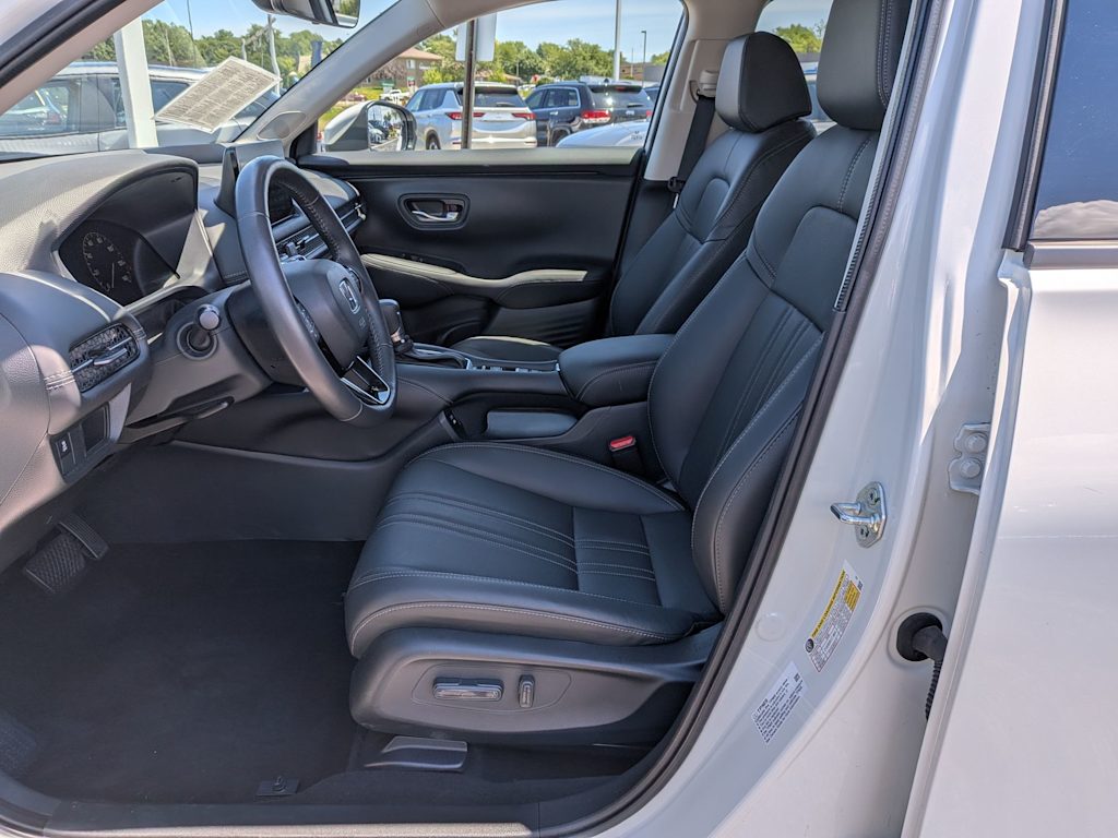 Thumbnail: 2025 Honda HR-V - 9
