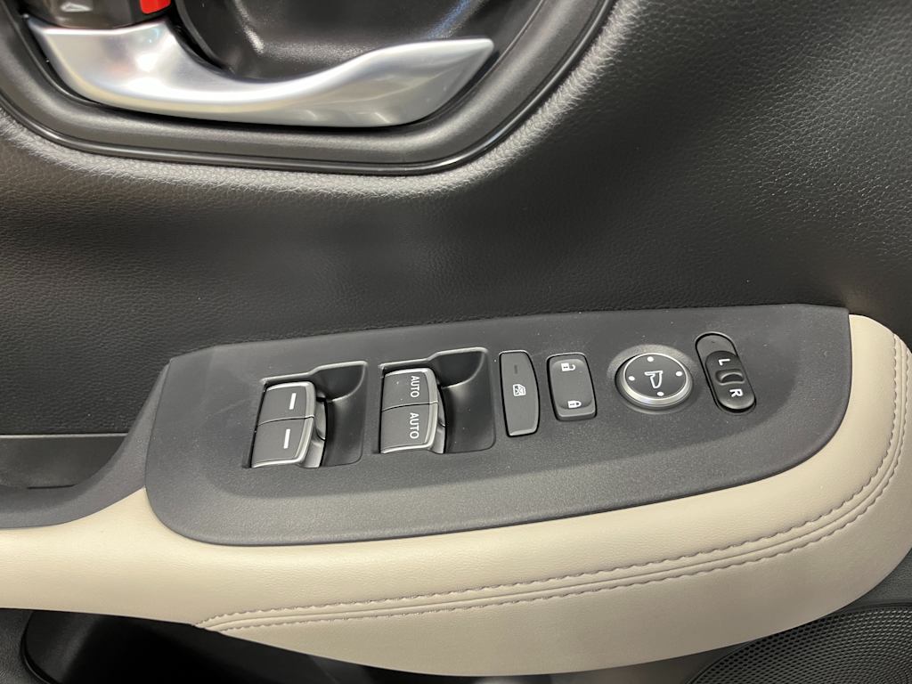 Thumbnail: 2027 Honda HR-V - 20