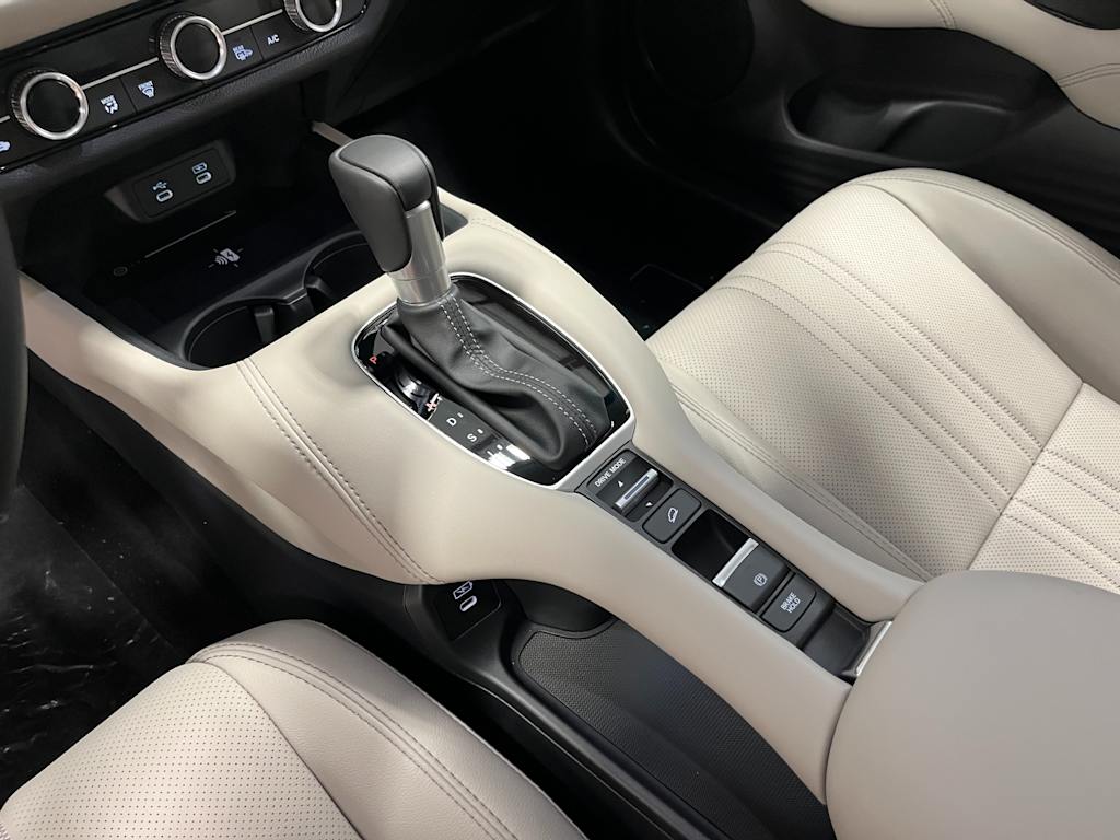 Thumbnail: 2026 Honda HR-V - 15