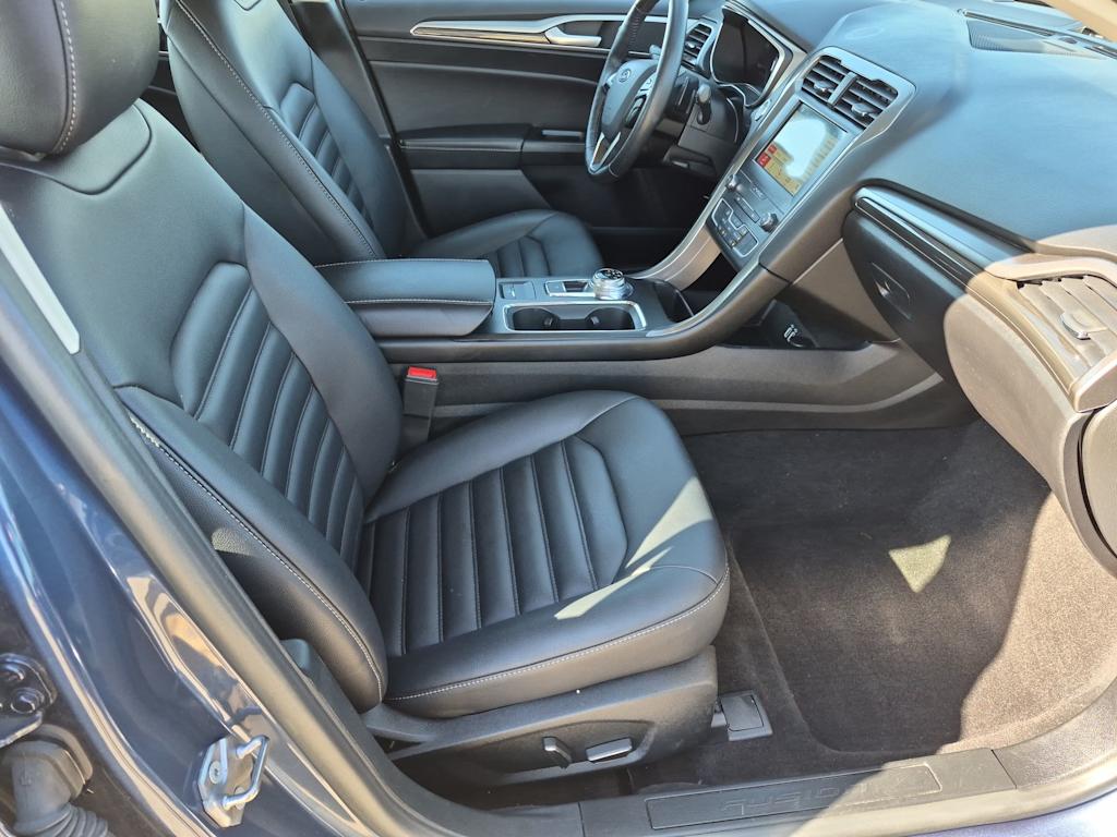 Thumbnail: 2019 Ford Fusion - 10