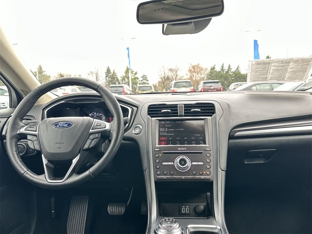 2019 Ford Fusion Titanium 2