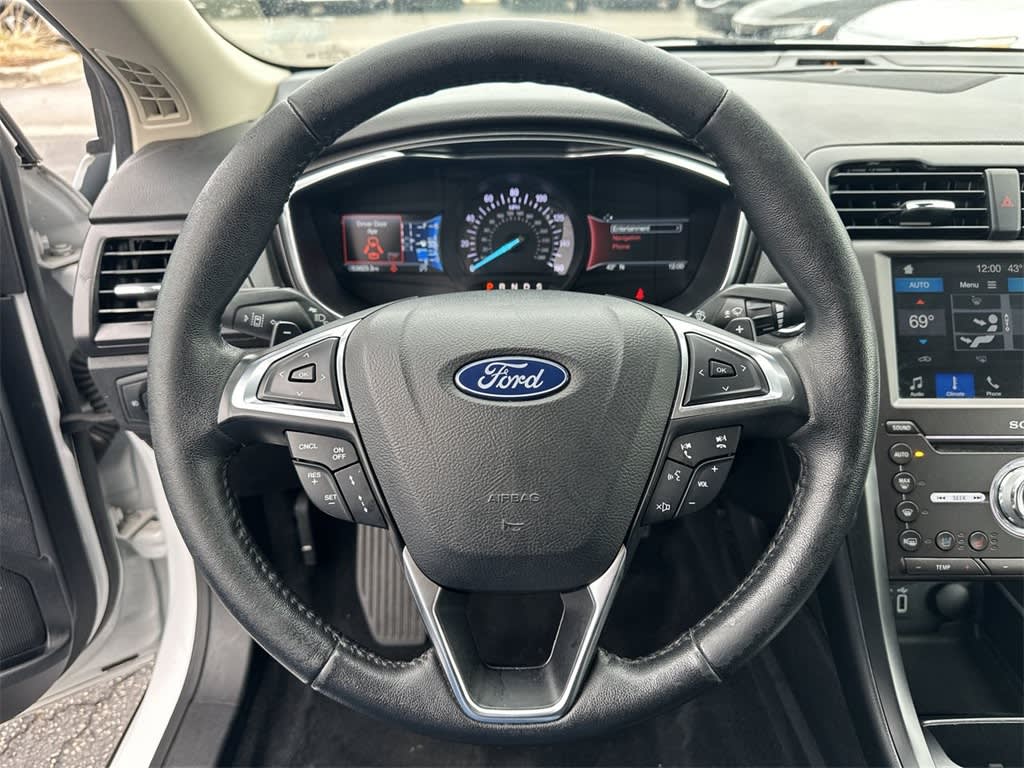 2019 Ford Fusion Titanium 9