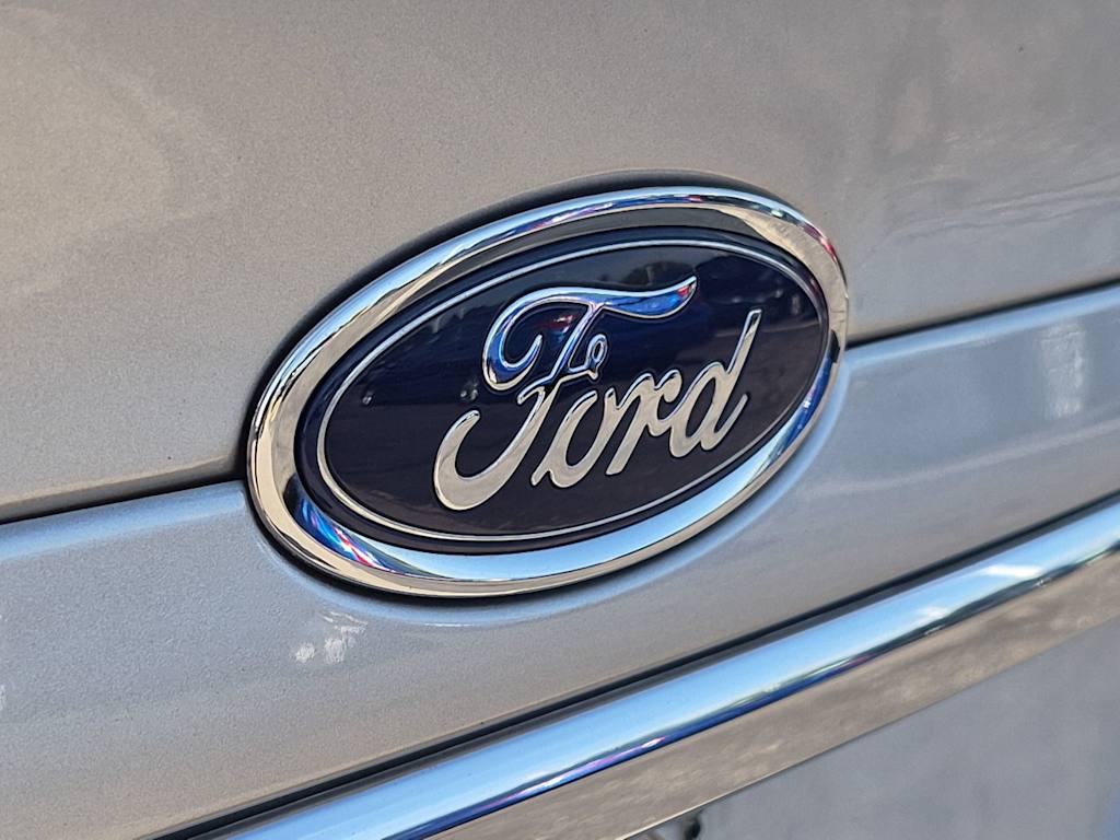 Thumbnail: 2017 Ford Fusion - 6