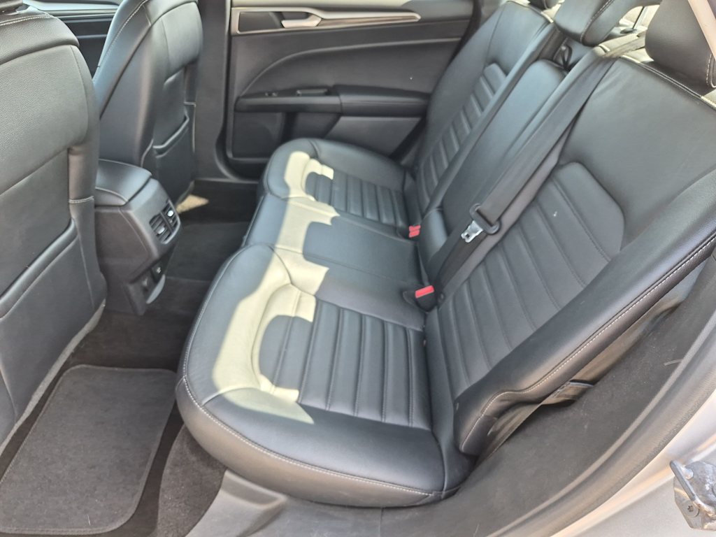 Thumbnail: 2017 Ford Fusion - 27