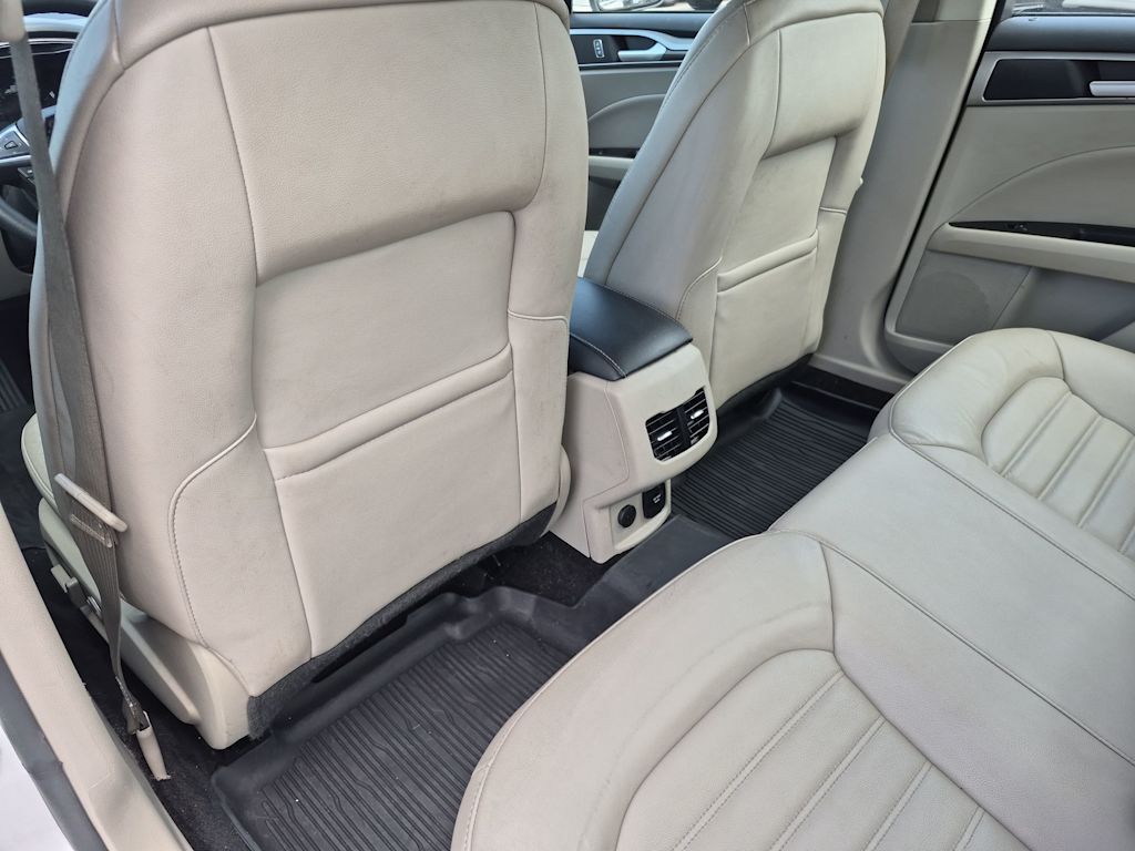 Thumbnail: 2018 Ford Fusion - 12